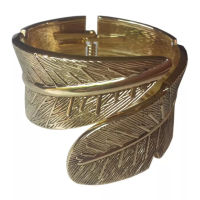 กำไลข้อมือสีทอง European and American leaves gold metal jewelry cuff bracelet