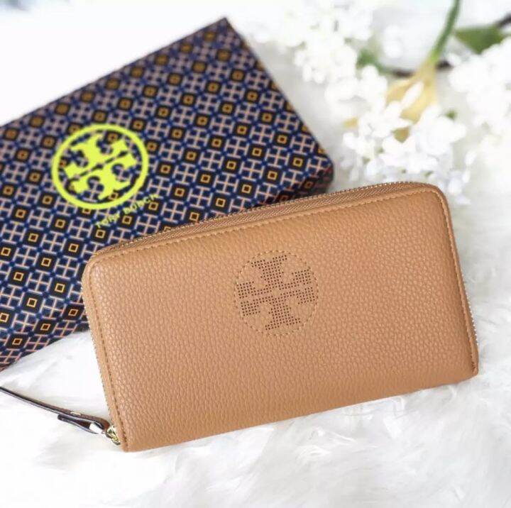 tory burch tan wallet