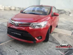 Xe mô hình Toyota Yaris tỉ lệ 118  Lazadavn