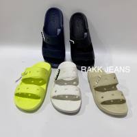 รองเท้าCrocs แบบสวม รุ่น่ Classsic crocs sandal ใส่สบาย นิ่ม เบา มีไซร้ทั้งหญิง และชาย ใส่ได้ทุกโอกาส