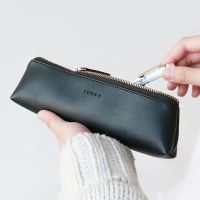 Sunny Series PU Leather Pen Pencil Bag Simple Triangular Shape Vintage Color Case Storage Pouch for Pens Stationery School A6751 Pencil Cases Boxes