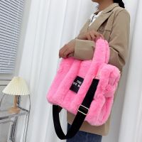 【CW】 2022 Designer Faux Fur Tote for Luxury Handbags Shoulder Crossbody Brand Shopper Purses New