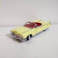 1/32 Alloy Die Cast Sigma Cadillac Yellow Convertible Model Toy Car Simulation Steering Classic Collection Toys Vehicle Die-Cast Vehicles