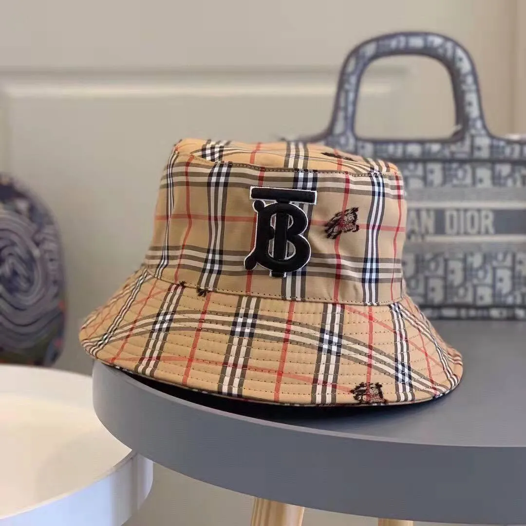 Burberry Hat Fisherman Hat Fashion Plaid Couple Joker Sun Hat Trend  Japanese Basin Cap 