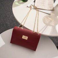kfe901 กระเป๋าสี่เหลี่ยมเล็กเรียบง่ายสไตล์อังกฤษ British simple small square bag 英倫簡約小方包