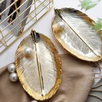 Nordic INS Light Luxury Storage Tray Gold Leaf Handmade Ceramic Plate Jewelry Snack Plate Home Desktop Decoration Baking Trays  Pans