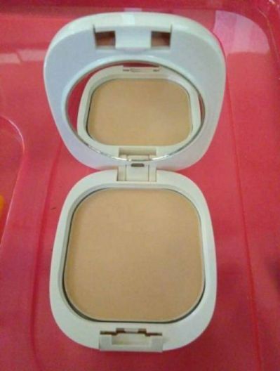 แป้ง-รองพื้น-กิฟฟารีน-แบบรีฟิล-giffarine-compact-foundation-refill-รีฟิลแป้งทาหน้าผสมรองพื้น-และ-วิตามินอี-เนื้อแป้งเนียนละเอียด-แป้งพัฟ