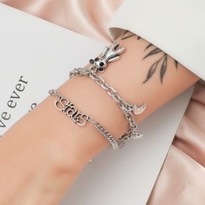 [COD] Korean version of the simple and cute double-layer bear bracelet ins cold style retro personality hollow star pendant for women