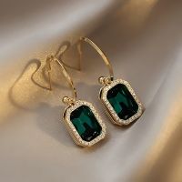 Luxury Emerald Earrings Earrings for Women Korean Fashion Crystal Square Earrings High Quality Valentine Day Geometric Jewelry