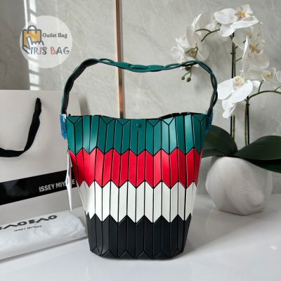 (Large) Baobao Issey Miyake Bucket กระเป๋าบัคเก็ตขนาดใหญ่ 001