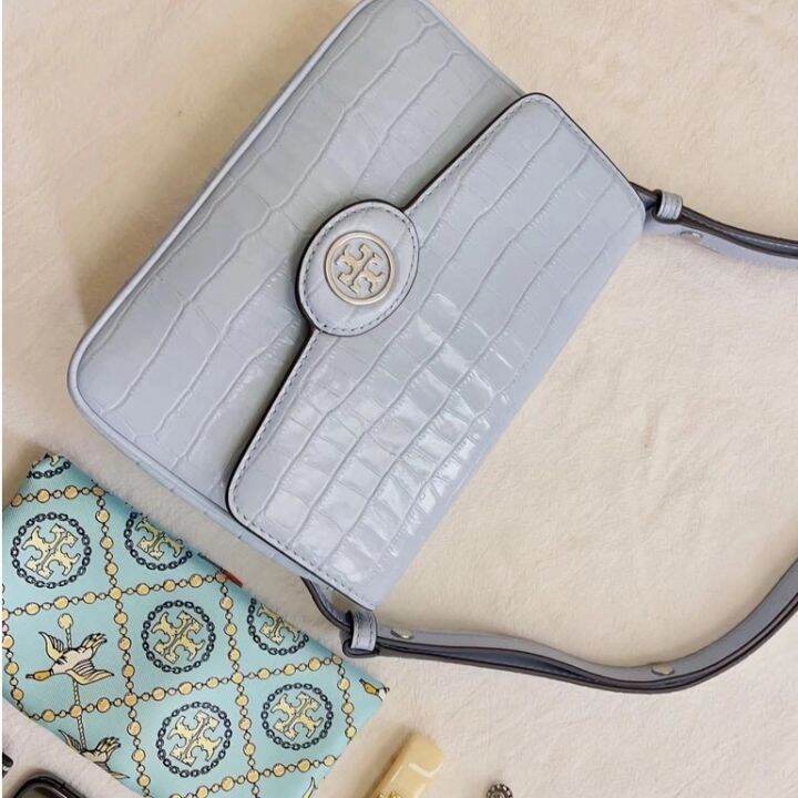 2023-new-tory-burch-tb-robinson-alligator-embossed-convertible-crossbody-shoulder-bag-140610-blue-mist