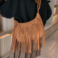 Unique Super Popular Niche Design Bag 2022 New Womens Bag Retro All-Match Crossbody Bag Texturized Tassel Bucket Bag