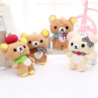 1ชิ้น Kawaii ยืนคนรักตุ๊กตาหมี Rilakkuma ยัดไส้ของเล่นรูปตุ๊กตานุ่มจี้ตุ๊กตาพวงกุญแจของเล่นหุ่นเชิดจี้ที่ออกแบบอย่างมีเสน่ห์