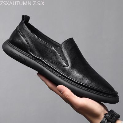 2023รองเท้าส้นเตี้ยหนังแท้ของผู้ชาย,รองเท้าส้นแบนรองเท้า Casual Leather สำหรับบุรุษรองเท้าโลฟเฟอร์ยางนุ่มกันลื่นแฟชั่นสีดำสำหรับฤดูร้อน