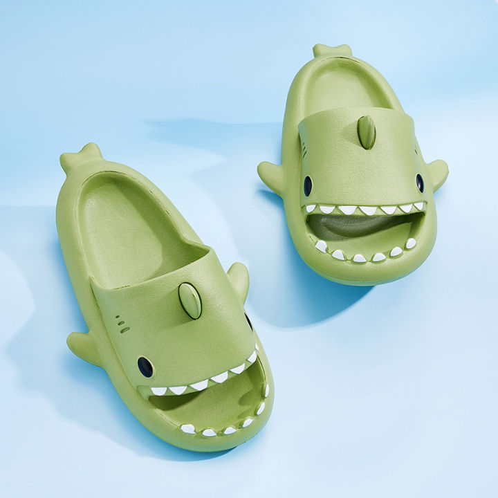 Novelty shark online slippers