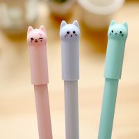 【1 บาท】ปากกา ปากกาเจลลายการ์ตูนแมวน่ารัก ปากกาหมึกดำ ปากกาลายเซ็น เครื่องเขียน SF2067