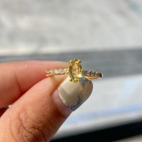 แหวนเงินแท้ บุษราคัมทรงมาคี Yellow Sapphire Ring