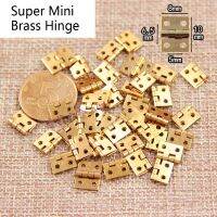 50Pcs Copper Mini Hinge Folding Hinge Light Duty Furniture Hinge for Dollhouse Door Cabinet Crafts Wooden Jewelry Box Door Hardware Locks