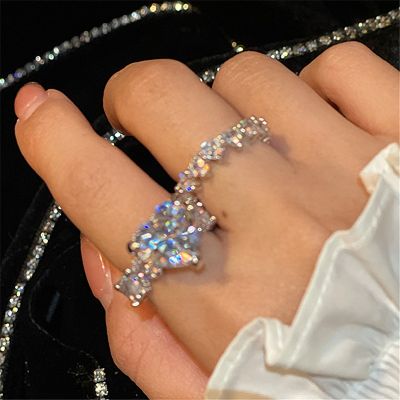 [MM75] วินเทจคริสตัลหัวใจรักแหวนสำหรับผู้หญิงพังก์สง่างามเงาเรขาคณิตแหวนเครื่องประดับ Y2K แฟชั่นที่เรียบง่ายหญิง90วินาทีของขวัญพรรค
