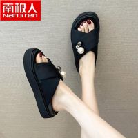 【July】 European station thick bottom rhinestone slippers women summer 2023 new fashion beach casual ladies open toe sandals and