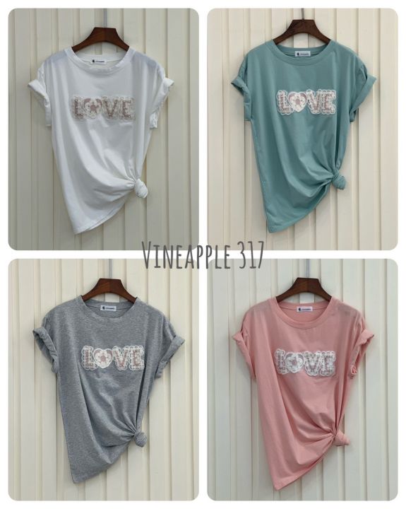 vineapple317-เสื้อยืดติดดอกไม้-เสื้อยืดแฟชั่น-เสื้อยืดแขนสั้น-เสื้อยืดสไตล์เกาหลี-เสื้อยืดผู้หญิงใส่เที่ยวใส่สบาย-ไม่ซ้ำแบบใคร-ทันสมัย