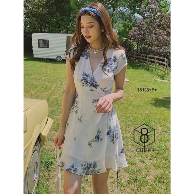 Mini dress  มินิเดรส ลายดอกไม้ ทรงแขนล้ำ ดีเทลตัวเสื้อแต่งไขว้ด้านหน้า กระโปรงป้ายด้านหน้า