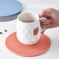 【CC】▣✸  Multifunctional Round Resistant Silicone Cup Coasters Non-slip Pot Holder Table Placemat Accessories