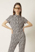 ESP เสื้อเชิ้ตพิมพ์ลายมินิฮาร์ท ผู้หญิง สีดำ | Mini Heart Print Textured Shirt | 5946