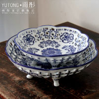 [COD]Jingdezhen เซรามิกที่มีเท้า58คลาสสิกพอร์ซเลนสีฟ้าและสีขาวสี่มุมกลวงออกชามผลไม้เซรามิกน้ำชามผลไม้ตกแต่งและเครื่องประดับ