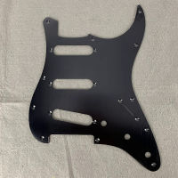 FLEOR รอยขีดข่วนแผ้นอลูมิเนียมอะโนไดซ์โลหะสีดำ Pickguard กีตาร์แบบเอสเอสเอสที่มีสกรูสำหรับกีตาร์11หลุม