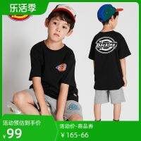 ✿♈Dickies เสื้อยืดแขนครึ่งรอบคอหลวม23แขนพิมพ์โลโก้ด้านหน้าและด้านหลังสำหรับเด็กชายและเด็กหญิง