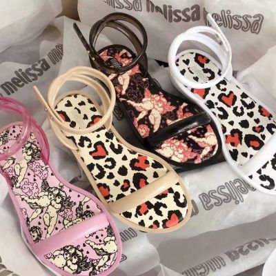 Melissa 2023 New Womens Sandals Summer Womens Shoes Flat Bottom Leopard Pattern Jelly Shoes One Button Open Toe Beach Shoes