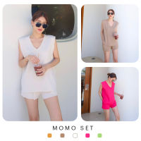 Dosimplething - Momo set - ชุดเซ็ทไหมพรม 2 ชิ้นเสื้อคอวี กางเกงขาสั้น - ใส่ไปคาเฟ่ ทะเล ทำคอนเทนท์อยู่บ้าน - เสื้อผ้าแฟชั่น