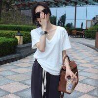 [COD] Wholesale white short-sleeved t-shirt womens v-neck 2022 spring and summer new loose Korean version of half-sleeved top tide