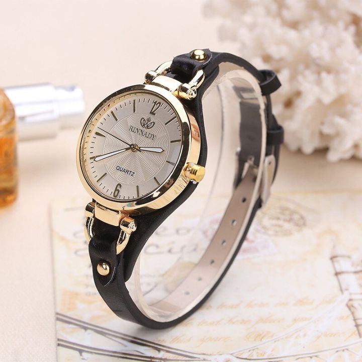 นาฬิกาควอตซ์ของผู้หญิงหน้าปัดกลมหนังนาฬิกาผู้หญิงพิเศษเป็นของขวัญสำหรับคนรักและผู้สูงอายุ
