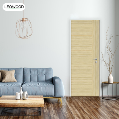 ประตูเมลามีนลายไม้ สี White Teak ขนาด 3.5 x 90 x 200 ซม. LEOWOOD