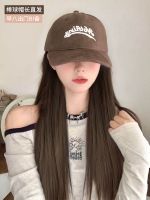 【Ready】? Hat wig female one-piece detacble 23 new long ir l headgear autumn and wter baseb cap long straight ir