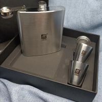 เยอรมนี ZWILLING สแตนเลส Carry-On Flask Set Outdoor Portable Small Flask Flat Flask
