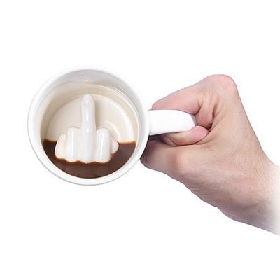 【High-end cups】สร้างสรรค์นิ้วกลางตลกแก้วสำหรับกาแฟนมชาถ้วยคาเฟ่แก้วแก้วสีขาวแฟชั่นของขวัญแปลกใหม่