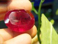 พลอย ทับทิม รูบี้ ของเทียม สีแดง รูปไข่ 25x30  มม 1เม็ด 77..กะรัต ...LAB MADE Gemstone  OVAL 25x30 MM WEIGHT 77 CARATS  1 PIECE