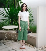 prettythingonme Lila Pant -Green กางเกง5ส่วน กระดุมปั้มดอกไม้ ใส่แล้วเก็บทรงพลางหุ่น เนื้อผ้าญี่ปุ่นอัดกาวอย่างดี ไม่ยับง่าย (พร้อมส่ง)