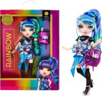 Rainbow Junior High Special Edition Holly De’Vious - 9" Blue and Green Posable Fashion Doll with Accessories and Open/Close Soft Backpack ตุ๊กตาแฟชั่นสีเขียวอมน้ำเงินรุ่นพิเศษพร้อมอุปกรณ์เสริมและกระเป๋าสะพายหลังแบบเปิด/ปิดฮอลลี่ DeVious - 9"