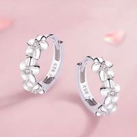 SHSTONE 925 Silver Needle New Womens Fashion High Quality Jewelry Crystal Zircon Flower Type Three Five-Leaf Flower Earrings