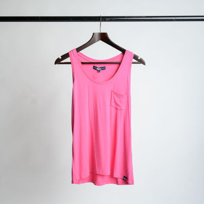 SUPERDRY ESSENTIALONG SLEEVE DRAPEY POCKET TANK - เสื้อกล้าม เสื้อสายเดี่ยว สำหรับผู้หญิง สี Vivid Pink