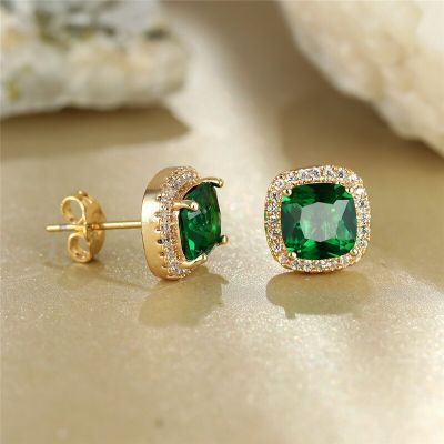 【CW】Female Luxury Green Crystal Stud Earrings Classic Green Zircon Square Stone Earrings Vintage Gold Color Small Earrings For WomenTH