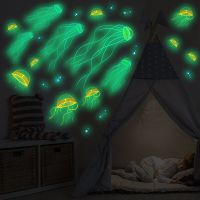 ZZOOI Luminous Jellyfish Wall Stickers Glow In The Dark Home Decor Living Room Bedroom Fluorescent Decals Kids Room Decoration Sticker