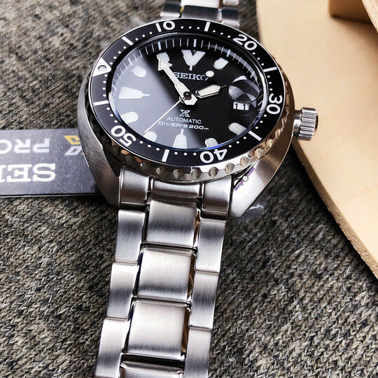 นาฬิกาข้อมือ-ยี่ห้อ-seiko-รุ่น-srpc35k1-นาฬิกากันน้ำ-200-เมตร-นาฬิกาสายสแตนเลส