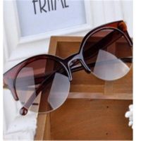 Oculos De Sol Feminino New Fashion Retro Designer Super Round Circle Glasses Cat Eye Womens Sunglasses Glasses Goggles Goggles