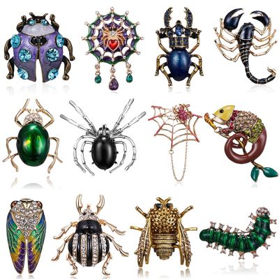 Fashion Insects Enamel Pins Cute Cartoon Beetle Spider Brooch Bag Clothes Lapel Pin Gothic Animal Jewelry Gift for Kids Friends
