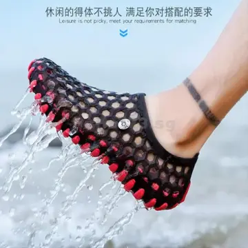 Plastic shoes for online beach